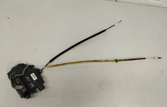 Audi A6 S6 C5 4B Rear door lock 4B0839016G PA66302G