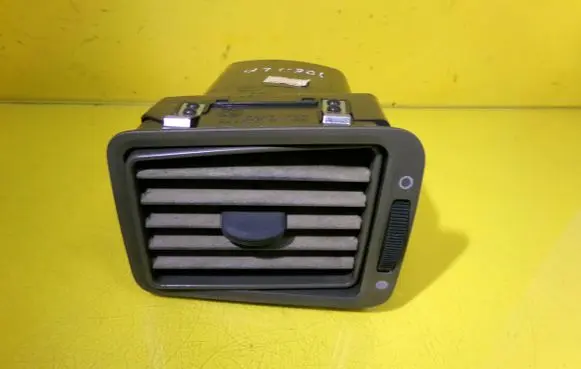 Fiat Idea Dashboard side air vent grill/cover trim SX-LS372176