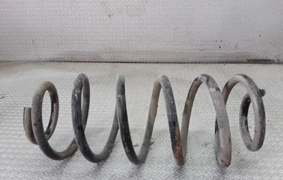Toyota Yaris Rear coil spring