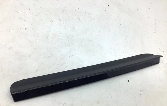 Mini Cooper Countryman R60 Rear side glass trim 9801546