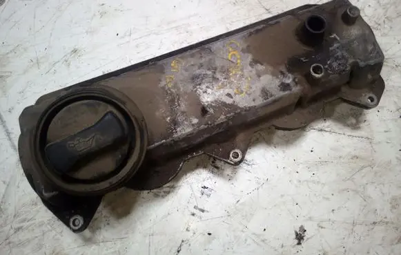 Volkswagen Golf IV Rocker cam cover 038103469E