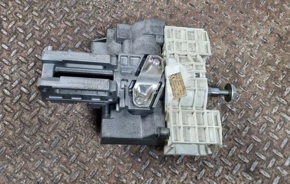 Mazda CX-5 Ignition lock SKE13302