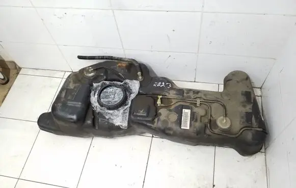 Nissan Pulsar Fuel tank 172013ZN1A