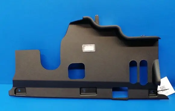 Land Rover Discovery 5 Dashboard lower bottom trim panel HY32046B00AB