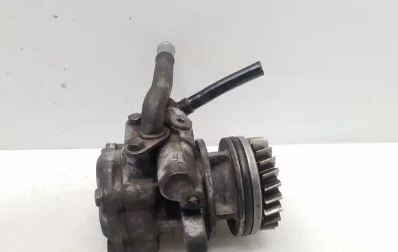 Volkswagen Transporter - Caravelle T5 Power steering pump 7E0422153