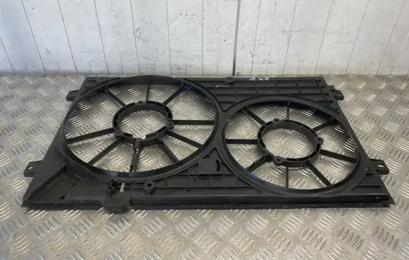 Skoda Octavia Mk2 (1Z) Radiator cooling fan shroud 1K0121207BB