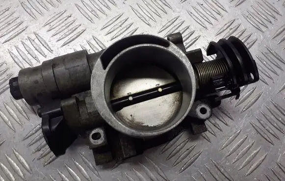 Chrysler Pacifica Throttle body valve 04861692AA