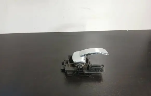 Toyota Avensis T270 Front door interior handle 80670 8449
