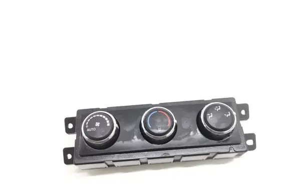 Chrysler Voyager Climate control unit 55111812AD 708250040105