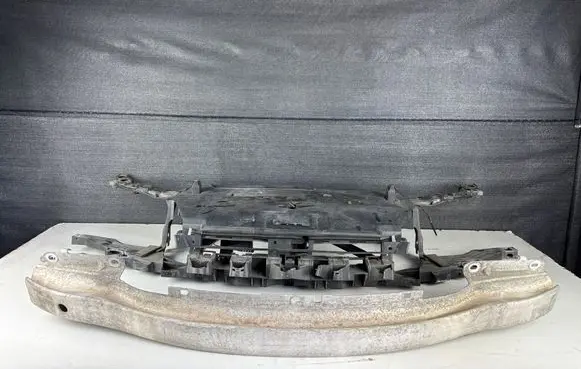 Renault Laguna III Radiator support slam panel 