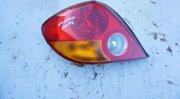 Hyundai Coupe Rear/tail lights