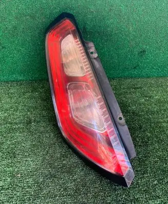 Fiat Punto Evo Rear/tail lights 518497380 02040099900010 A04009900010040
