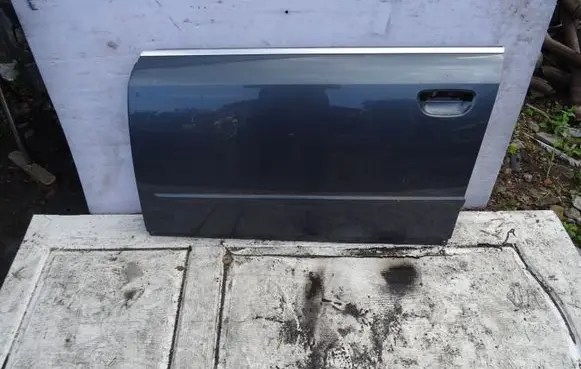 Audi A4 S4 B6 8E 8H Front door
