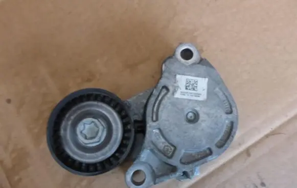 BMW 2 F45 Timing belt tensioner 