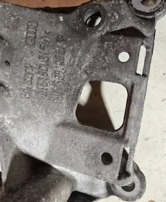 Audi A5 Sportback 8TA Gearbox mounting bracket 8W0399262AP