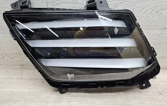 Peugeot 208 II LED Daytime headlight 9851054180