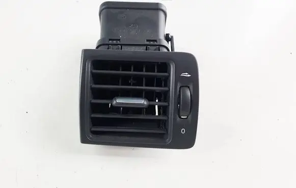 Volvo V50 Dashboard side air vent grill/cover trim