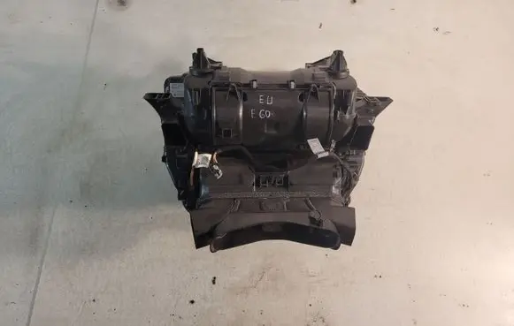 BMW 5 E60 E61 Interior heater climate box assembly 6924898 9178311