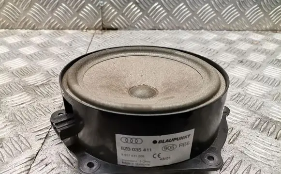 Audi A2 Front door speaker 8z0035411
