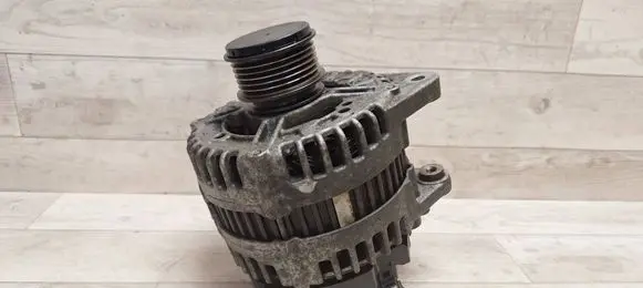 Volkswagen PASSAT B6 Generator/alternator 03G903023