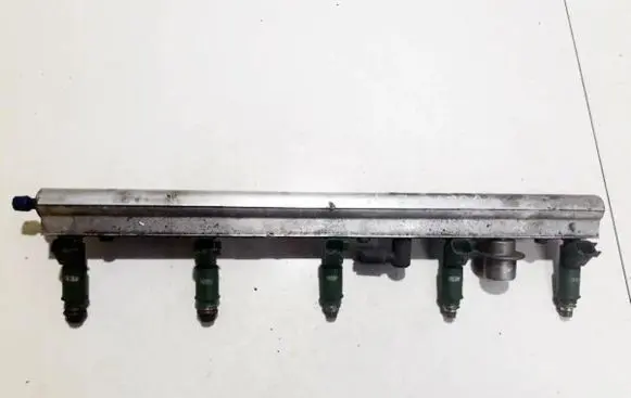 Volvo S60 Fuel main line pipe 9202710 1193146