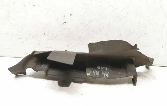 Audi A4 S4 B5 8D Air intake duct part 8D0121284E