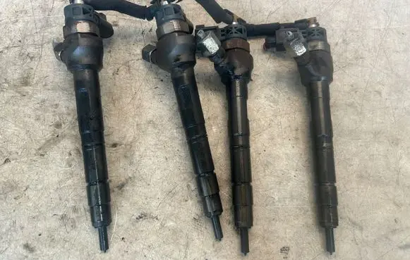 Audi A4 S4 B8 8K Fuel injectors set 0445110369 03L130277J