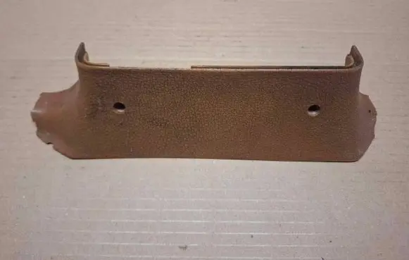 Mercedes-Benz W123 (B) pillar trim (bottom) 1236920122