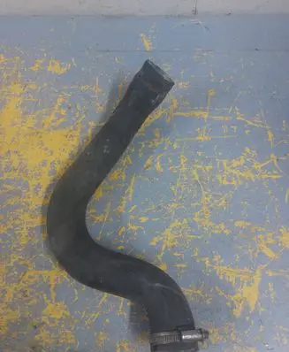 Volvo S60 Coolant pipe/hose