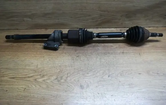 Opel Astra H Front driveshaft 