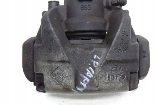 Renault Captur II Front brake caliper