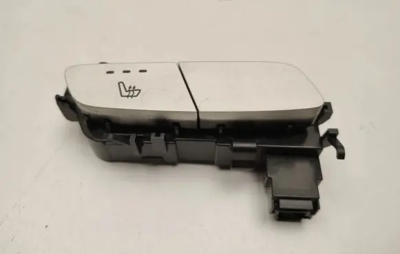 Mercedes-Benz C W205 Seat heating switch A2139057302
