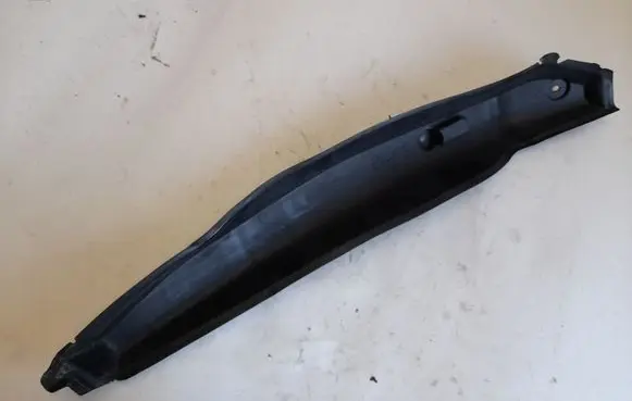 Mercedes-Benz CLA C117 X117 W117 Fender end trim A1178890000