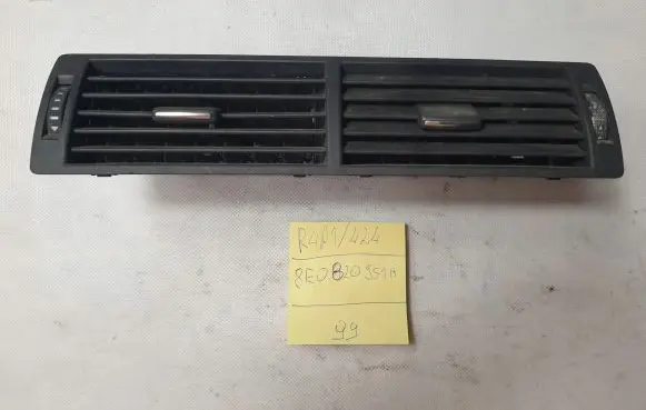 Audi A4 S4 B7 8E 8H Dash center air vent grill 8E0820951H