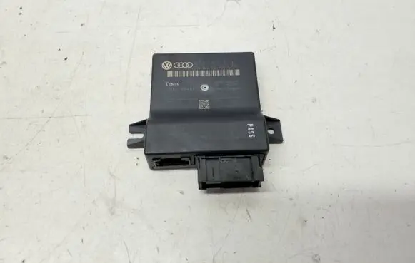 Audi Q7 4L Gateway control module 4L0907468B 4L0910468A