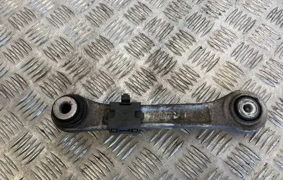 Maserati Ghibli Rear control arm 670035979