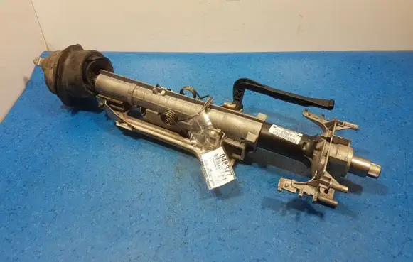 BMW 1 E82 E88 Steering wheel axle 6782763
