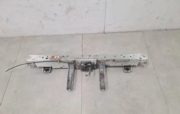 Top upper radiator support slam panel