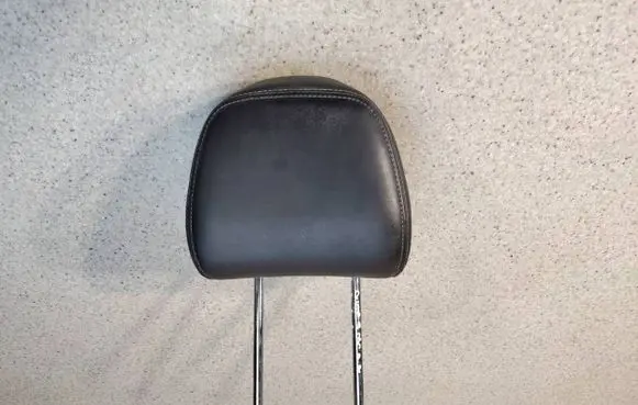 Infiniti Q50 Front seat headrest 