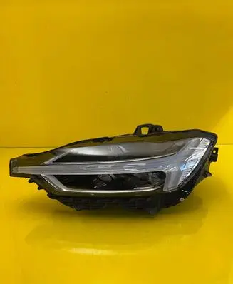 Volvo XC60 Headlight/headlamp 31656616
