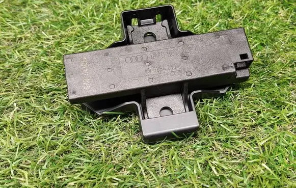 Audi Q7 4M Keyless (KESSY) go control unit/module 4M0907247