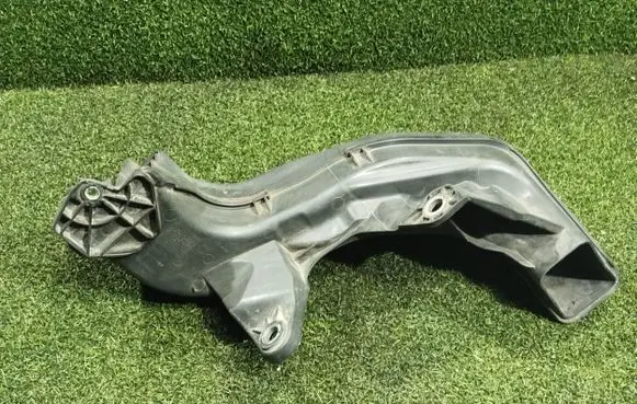 Renault Trafic III (X82) Air intake duct part 214757782R 93453523