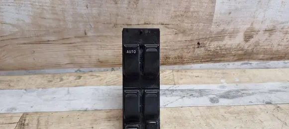 Suzuki Liana Electric window control switch 59J10