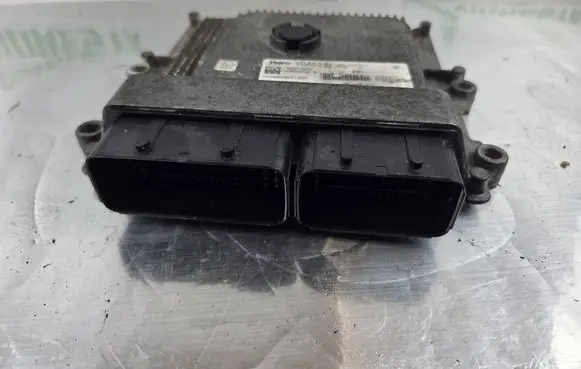 Peugeot 308 Engine control unit/module 9806671980 132610241 VD461