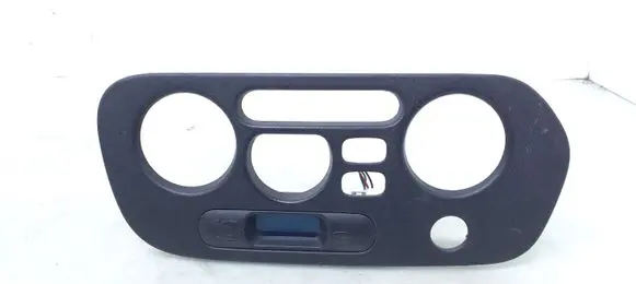 Mitsubishi Colt Climate control/heater control trim MR189245 MR189269