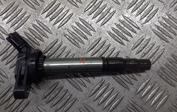Toyota Avensis T270 Spark distributor 90919-02252