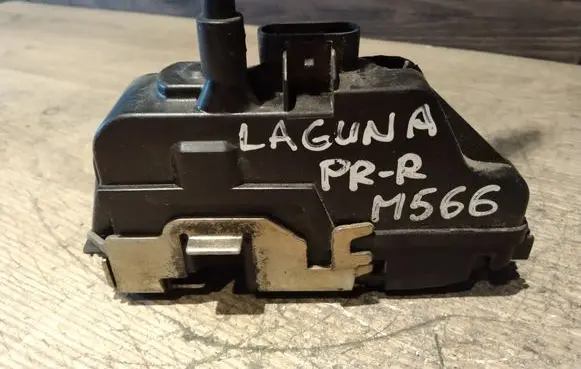 Renault Laguna II Front door lock