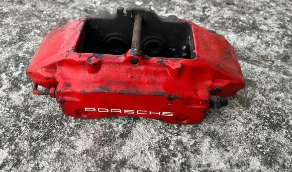 Porsche Boxster 986 Rear brake caliper 20667901