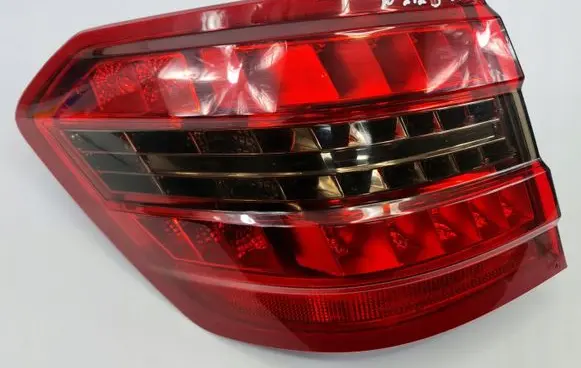 Mercedes-Benz E W212 Rear/tail lights 2128203964