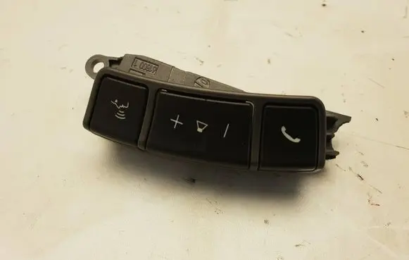 BMW 7 E65 E66 Steering wheel buttons/switches 6911585 555345000 03746700